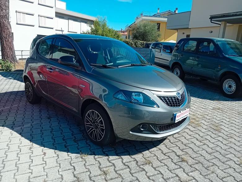 LANCIA YPSILON 1.0 HYBRID 70 CV S&S GOLD
