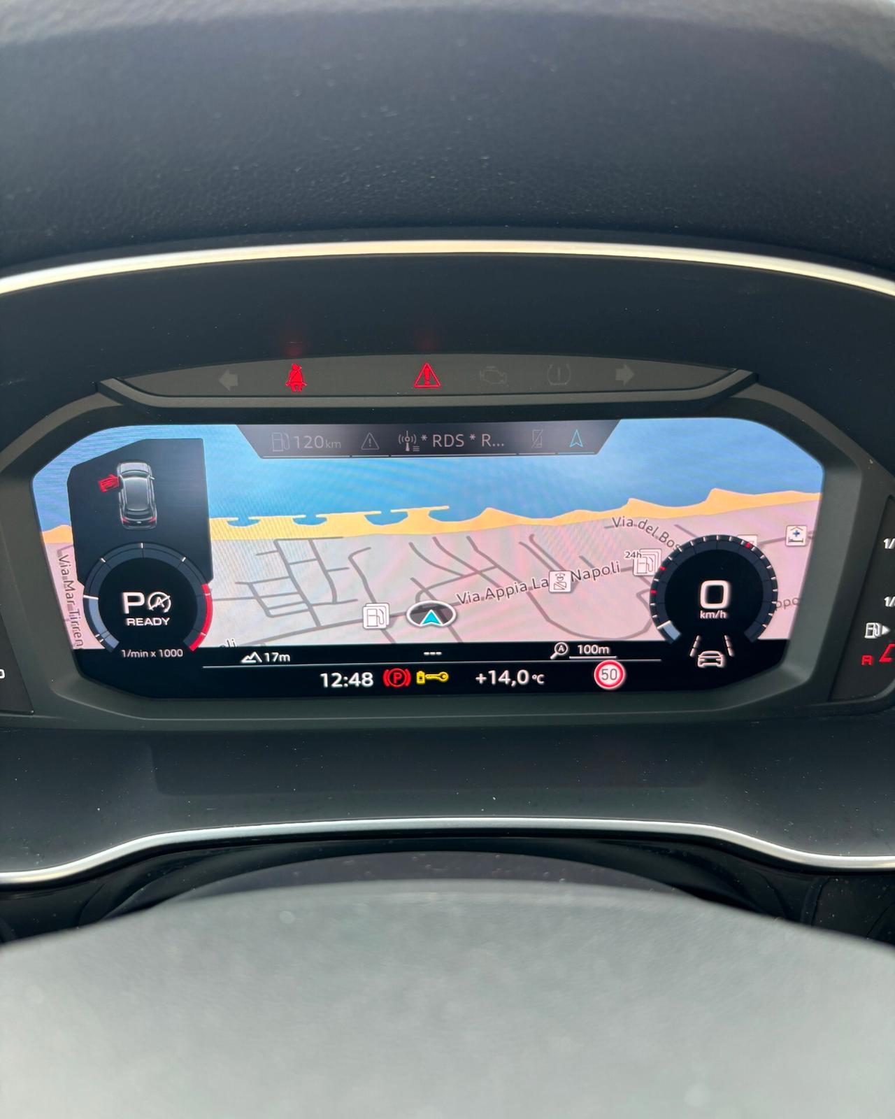 Audi Q3 35 TDI S tronic Business