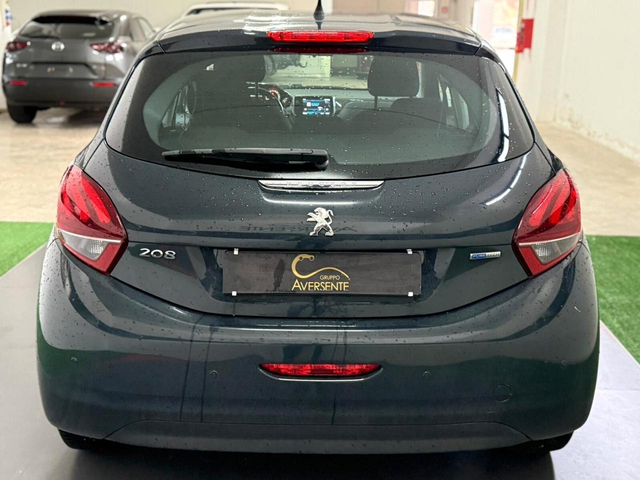 Peugeot 208 PureTech 82 5p. GPL Allure