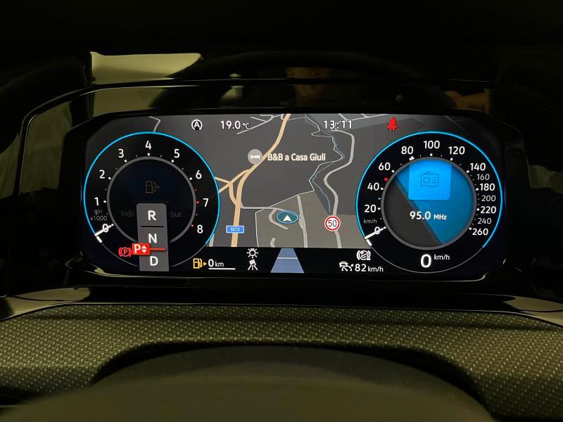 Volkswagen Golf 1.5 etsi R-Line 150cv dsg*SENZA VNCOLI