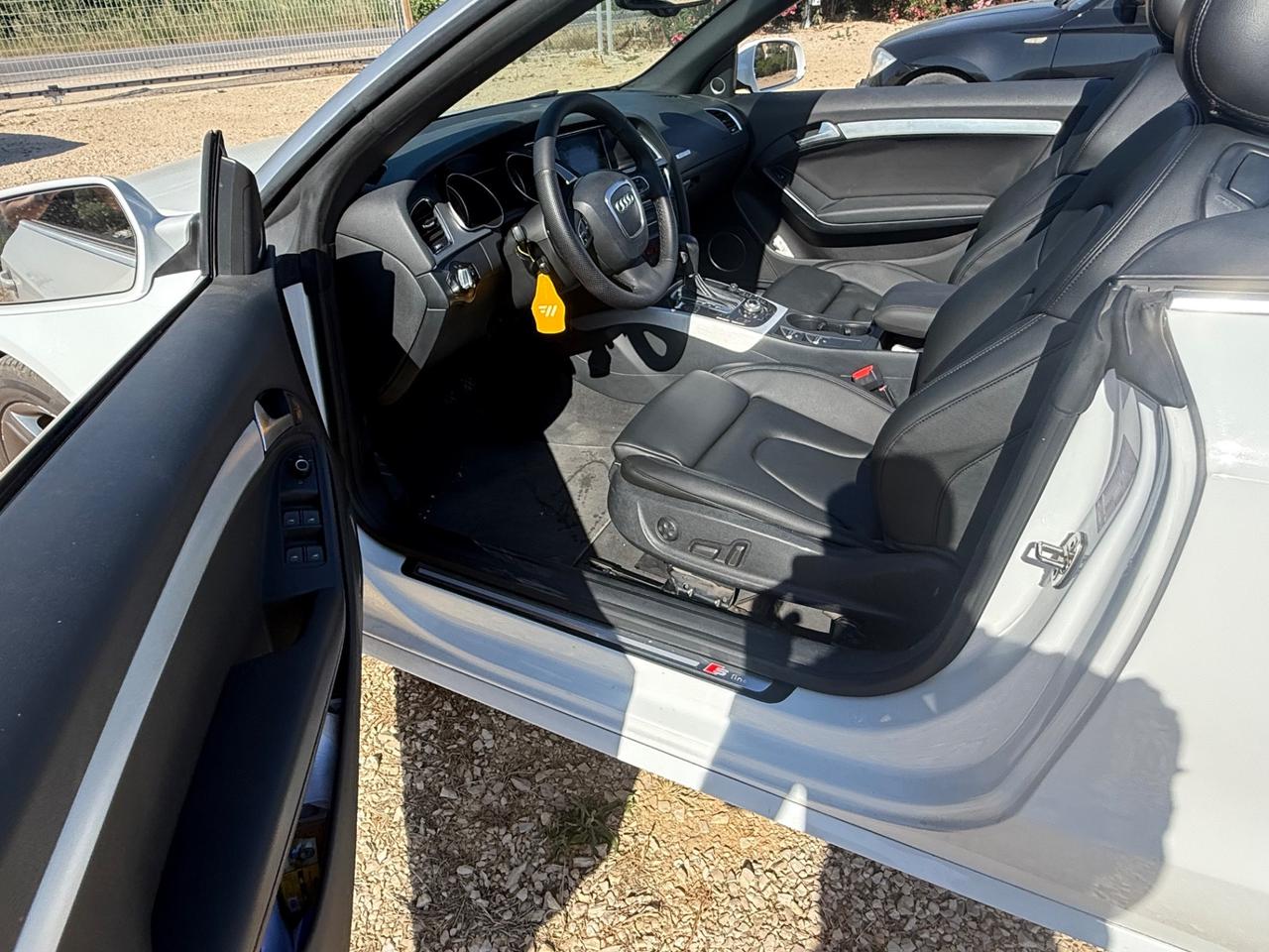 Audi A5 Cabrio 3.0 V6 AUTOMATICA 11.900€ PERMUTE