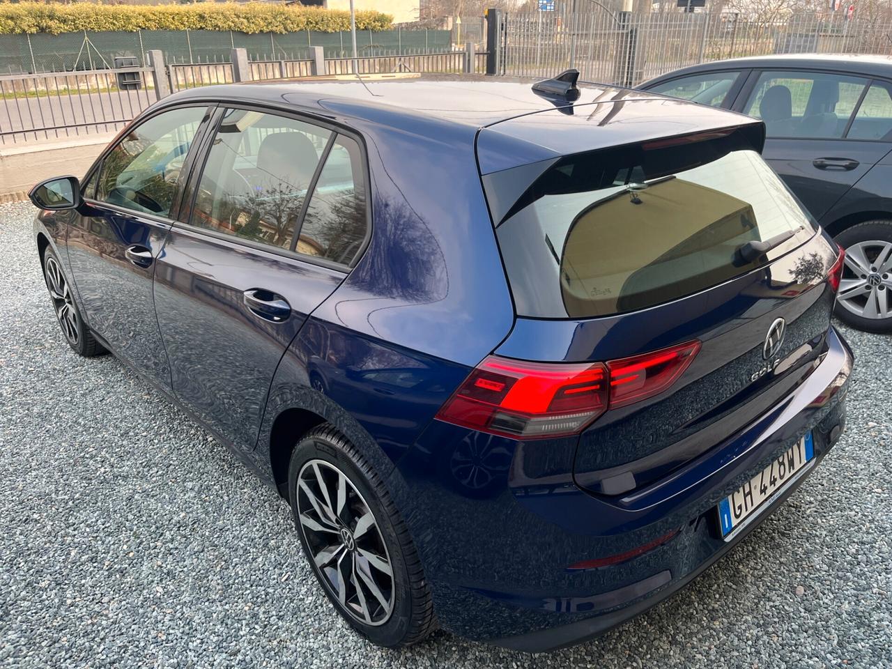 Volkswagen Golf 2.0 TDI DSG Life 02/2022 KM 81156