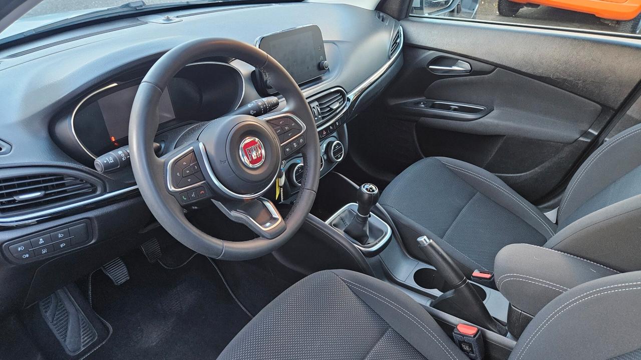 Fiat Tipo 5p 1.3 mjt Business CRUISE ADAT-NAVY-CAMERA