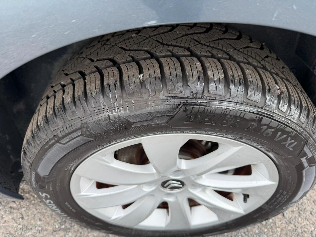 Lancia Ypsilon 1.2 16V Oro