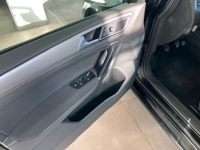 Volkswagen Golf Sportsvan 1.6 TDI 110CV Comfortline BlueMot.Tech.