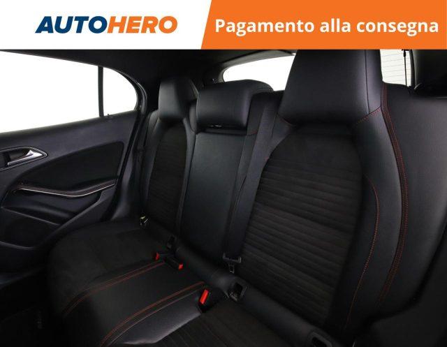 MERCEDES-BENZ GLA 200 CDI Automatic Premium
