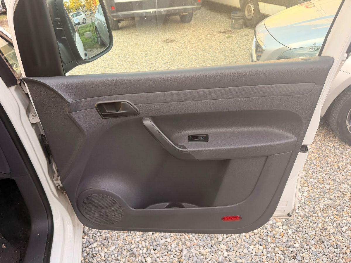 VOLKSWAGEN CADDY 1.6 TDI VAN MAXI