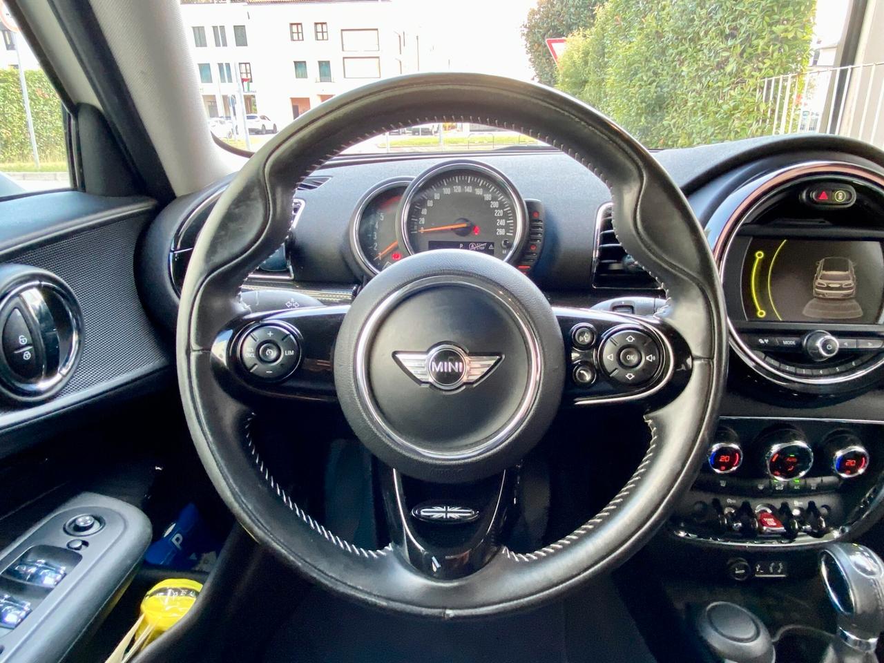 MINI Cooper D Clubman 2.0 auto 150cv