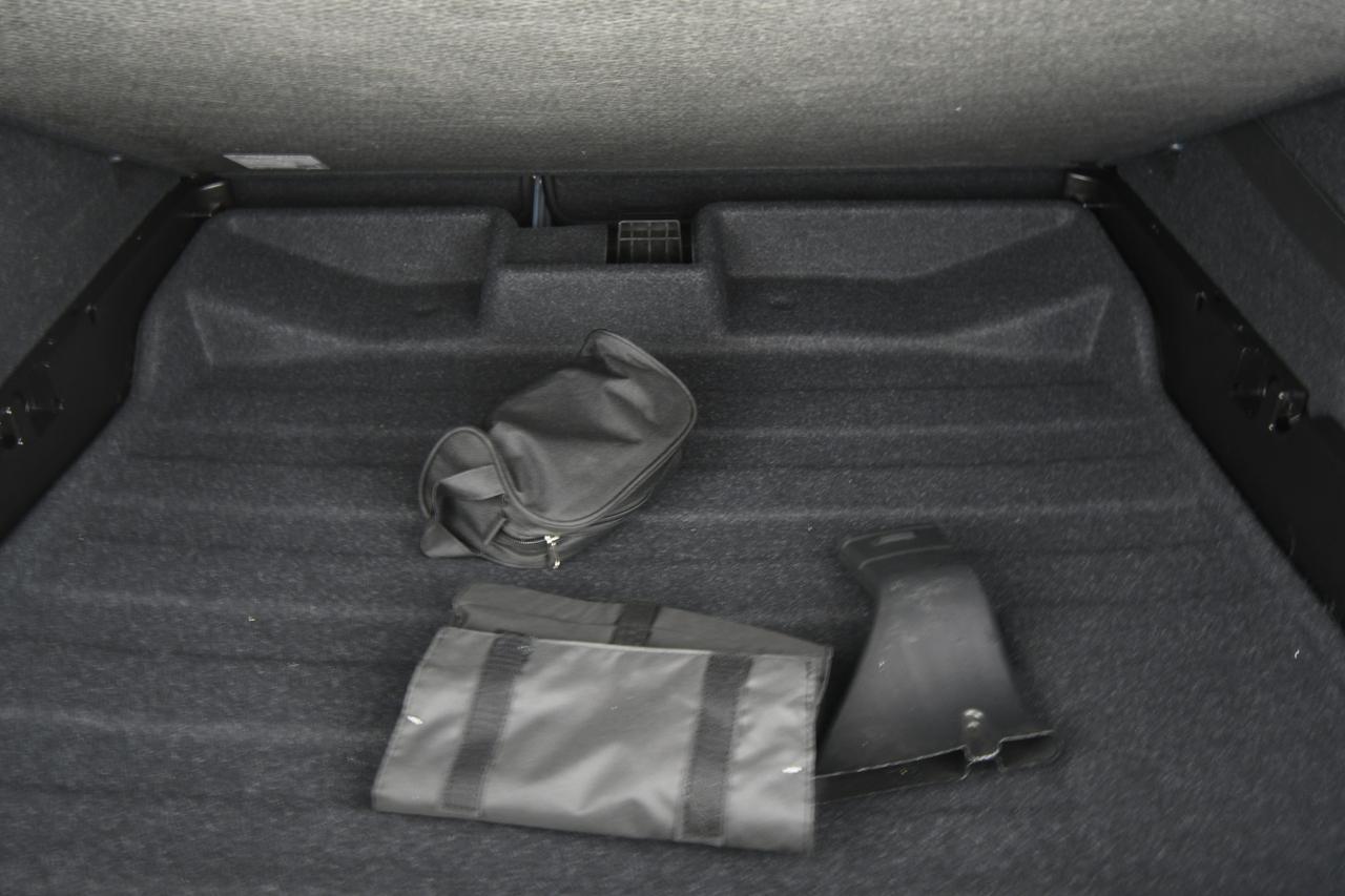 VOLVO XC40 2.0 d4 Momentum awd geartronic PELLE+LED+C19"