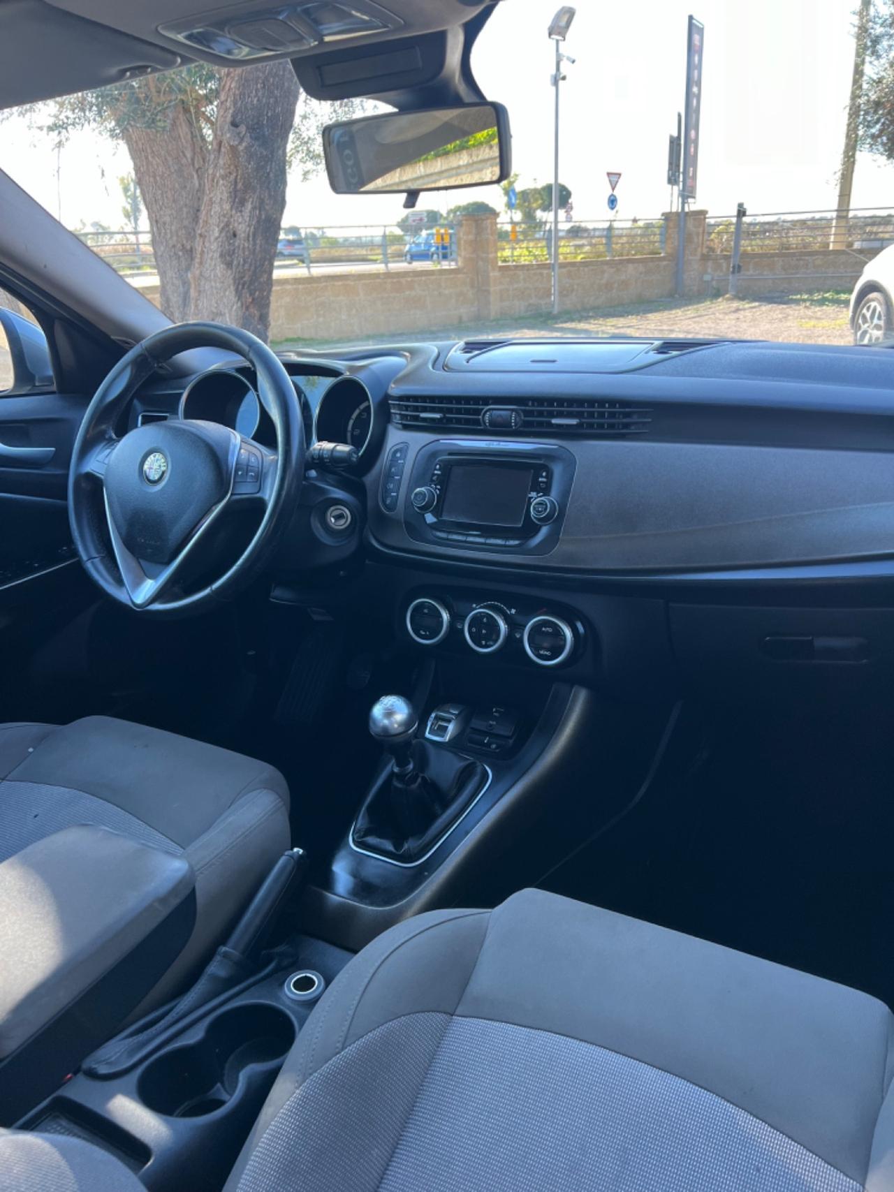 Alfa Romeo Giulietta 1.6 JTDm-2 105 cv ok per neopatentati