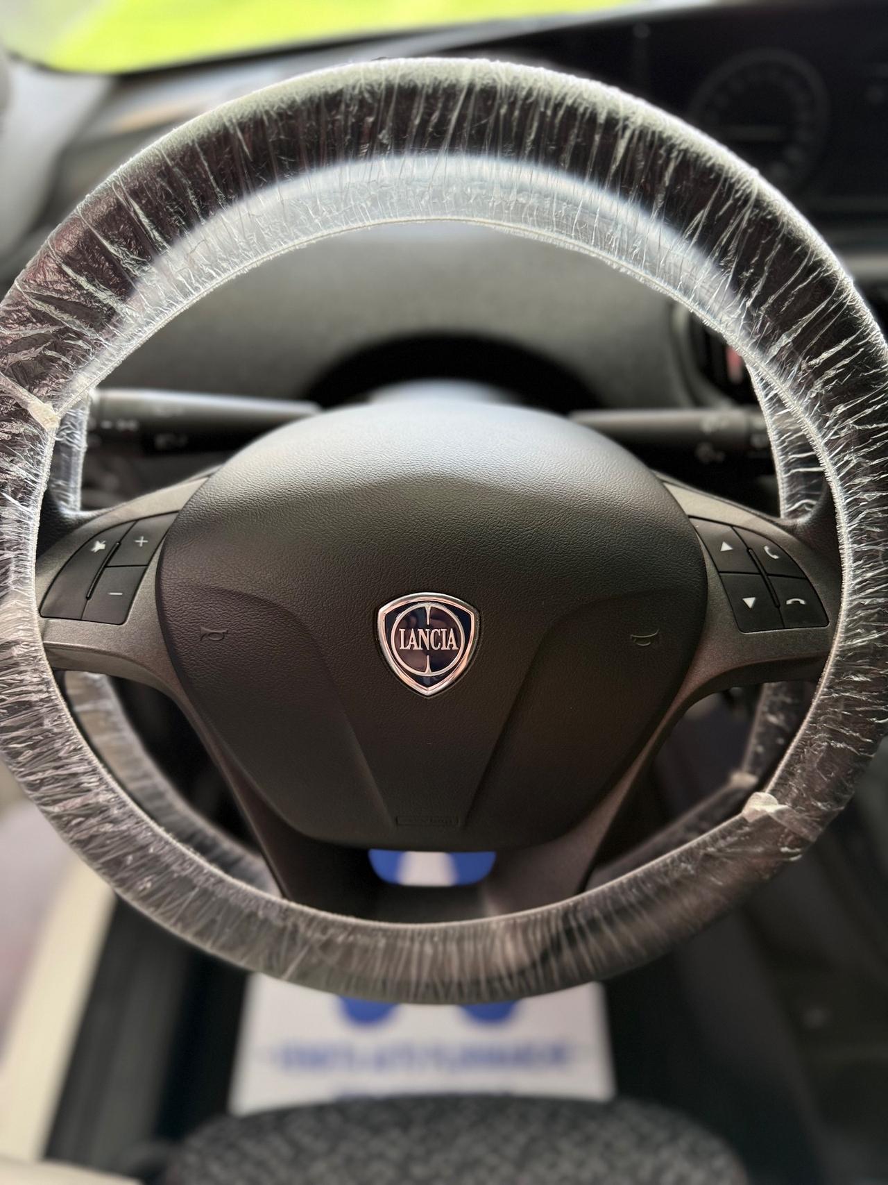 Lancia Ypsilon 1.2 Benz 69cv Platinum 11/2020 Nuova