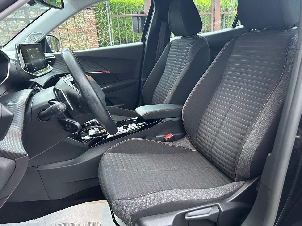 Peugeot 2008 130cv cambio automatico