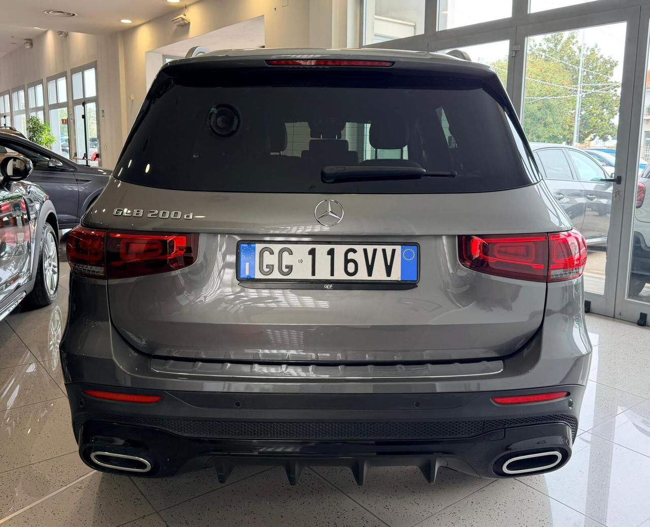 MERCEDES-BENZ GLB 200 D PREMIUM AMG