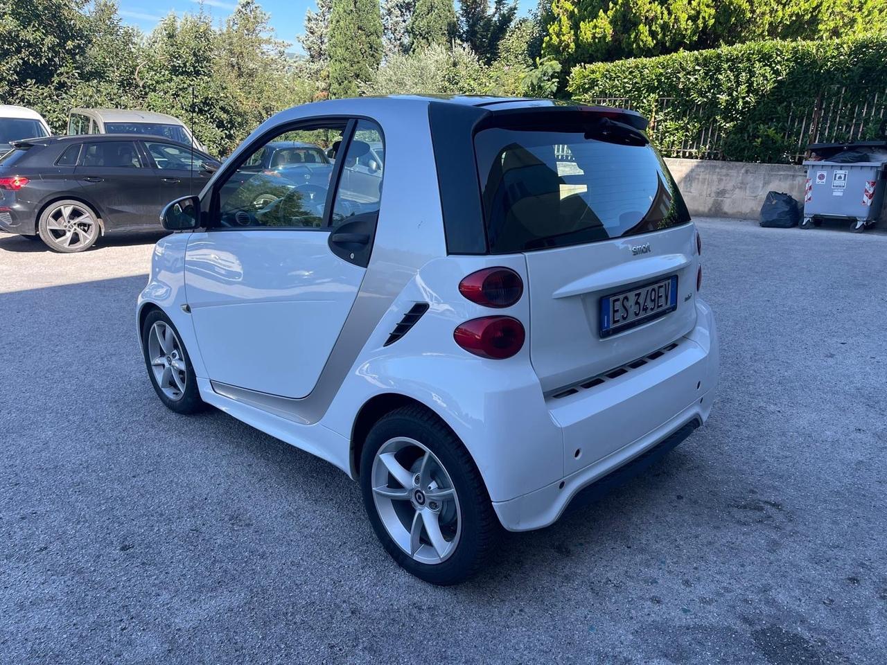Smart ForTwo 1000 52 kW 2013