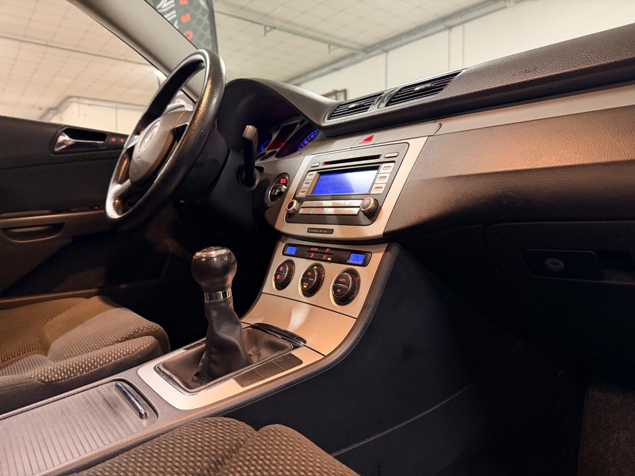 Volkswagen Passat 1.9 TDI/105CV Var. Comfortline