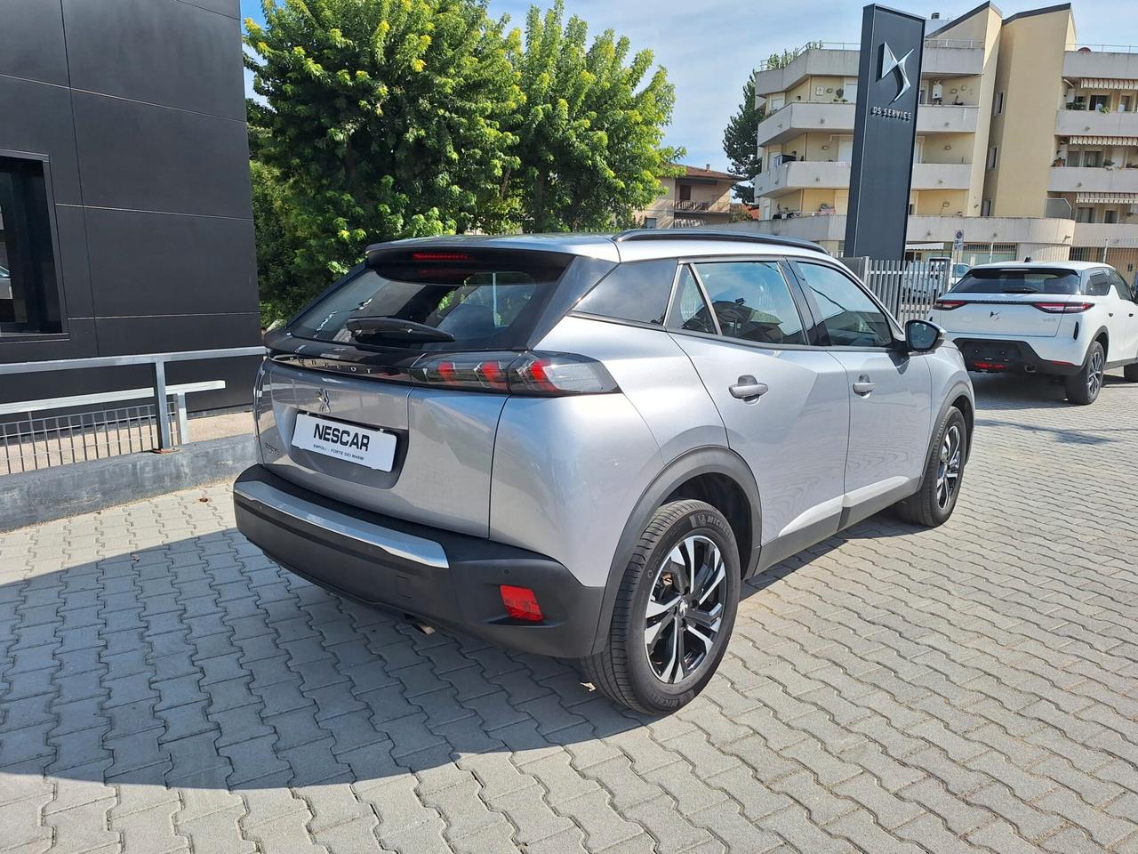 Peugeot 2008 1.5 tdi 102cv Allestimento Allure - X Neopatentati - Unico Proprietario - Iva Esposta