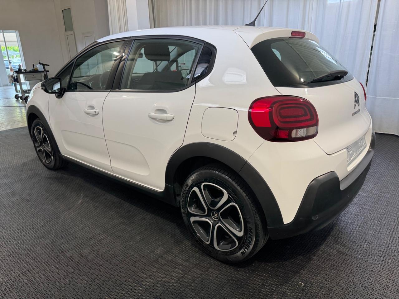 Citroen C3 PureTech 82 S&S Shine