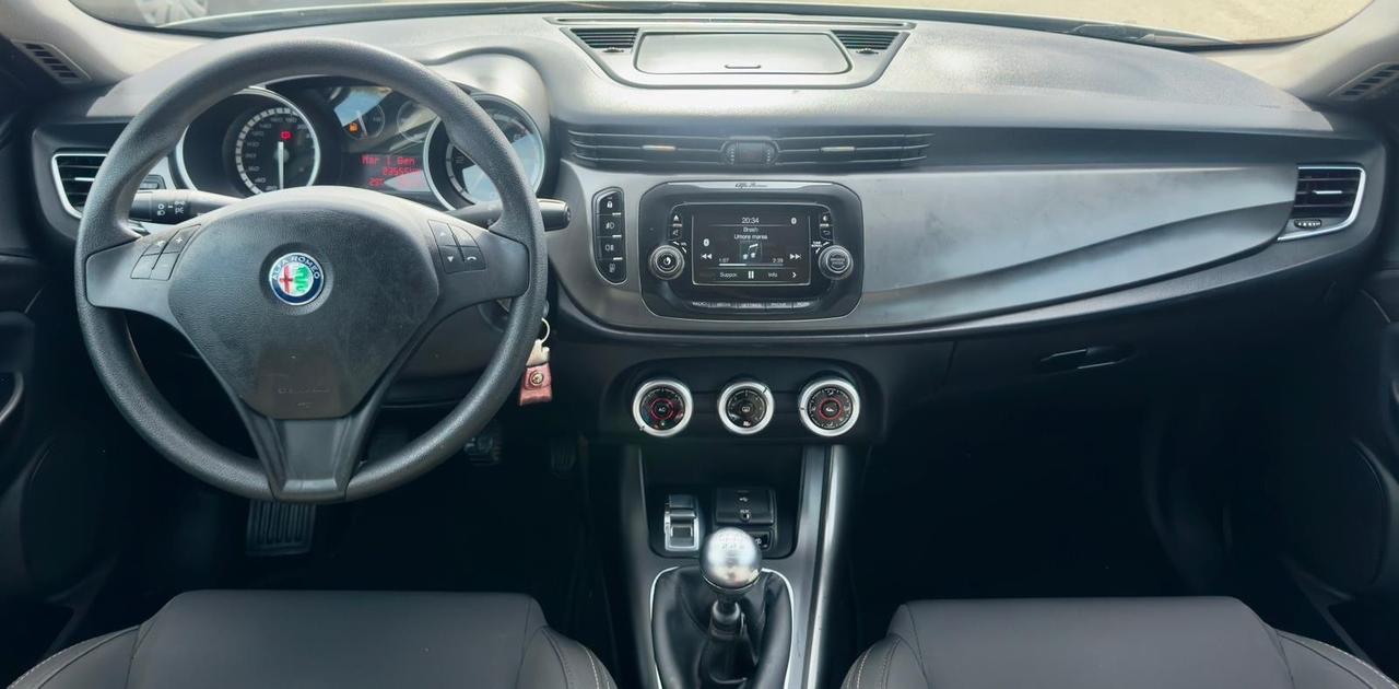 Alfa Romeo Giulietta 1.6 JTDm-2 105 CV Distinctive