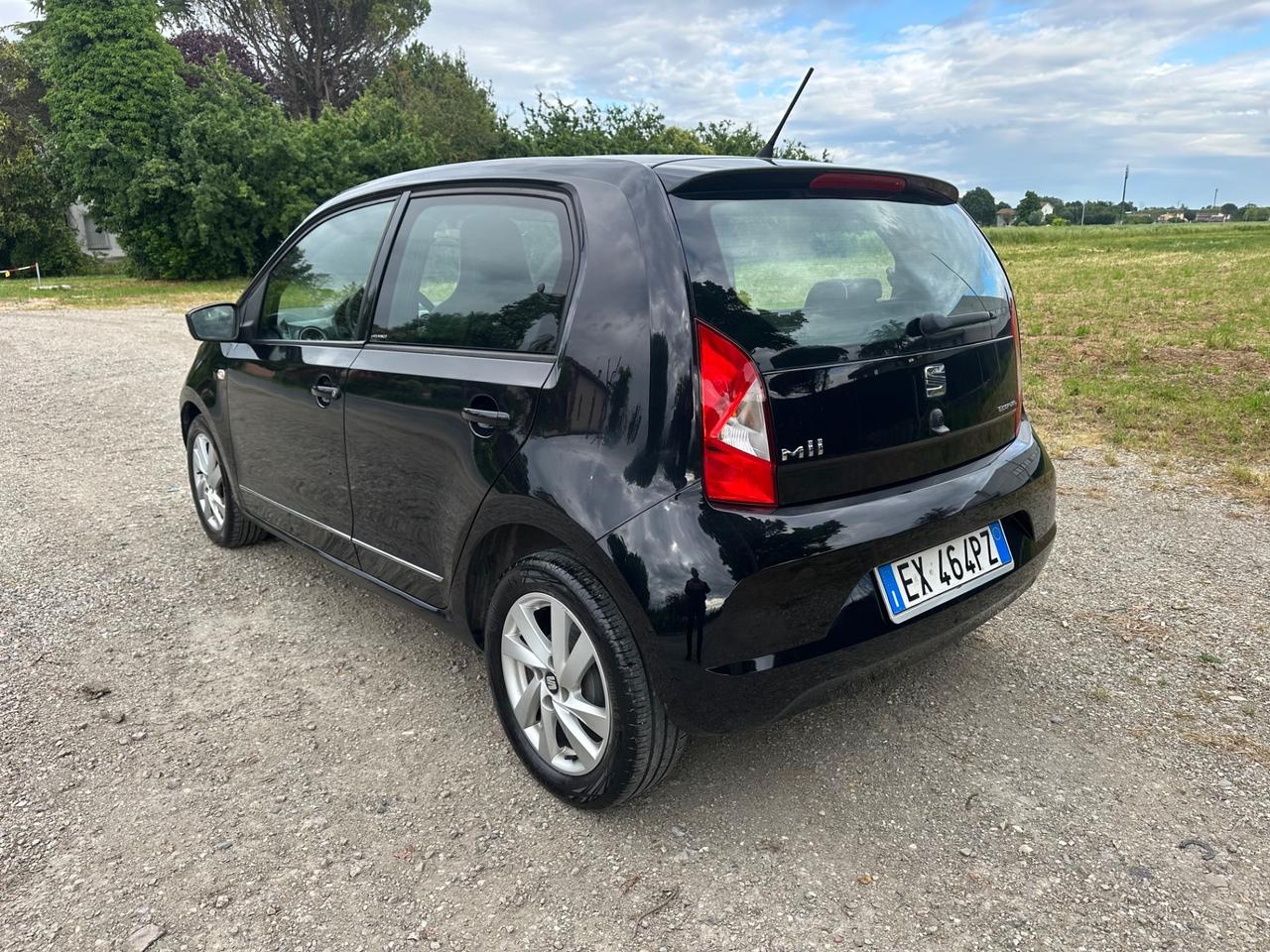 Seat Mii 1.0 68 CV 5 porte by Mango Nero Assoluto Ecofuel