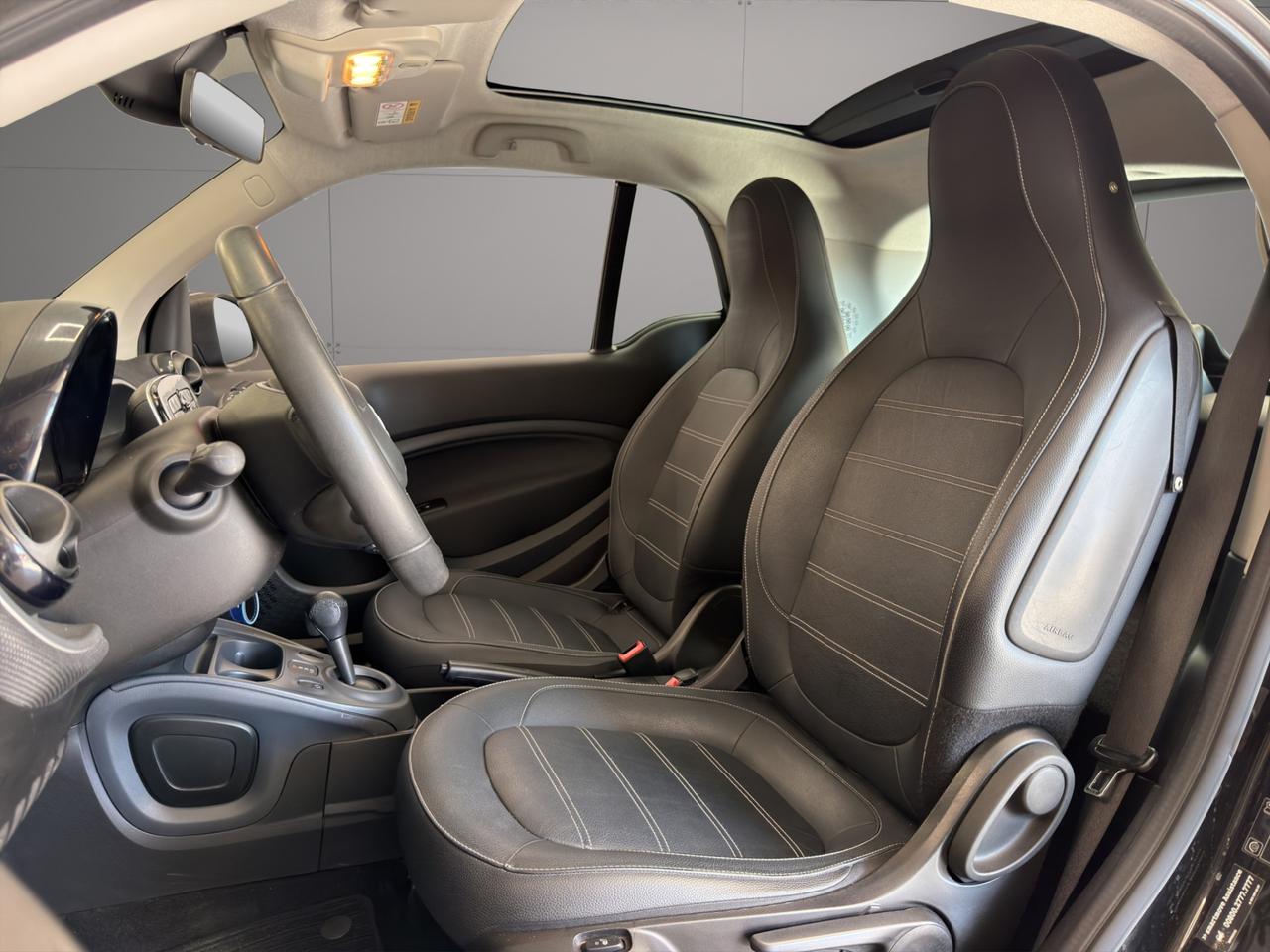 Smart fortwo coupe Prime 90cv - Unico proprietario - Sedili in pelle riscaldabili - Cerchi in lega - Luci Led - Tetto panoramico