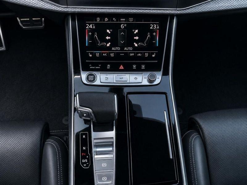 Audi Q8 50 TDI 210kW quattro tip. S Line Edition 286 CV
