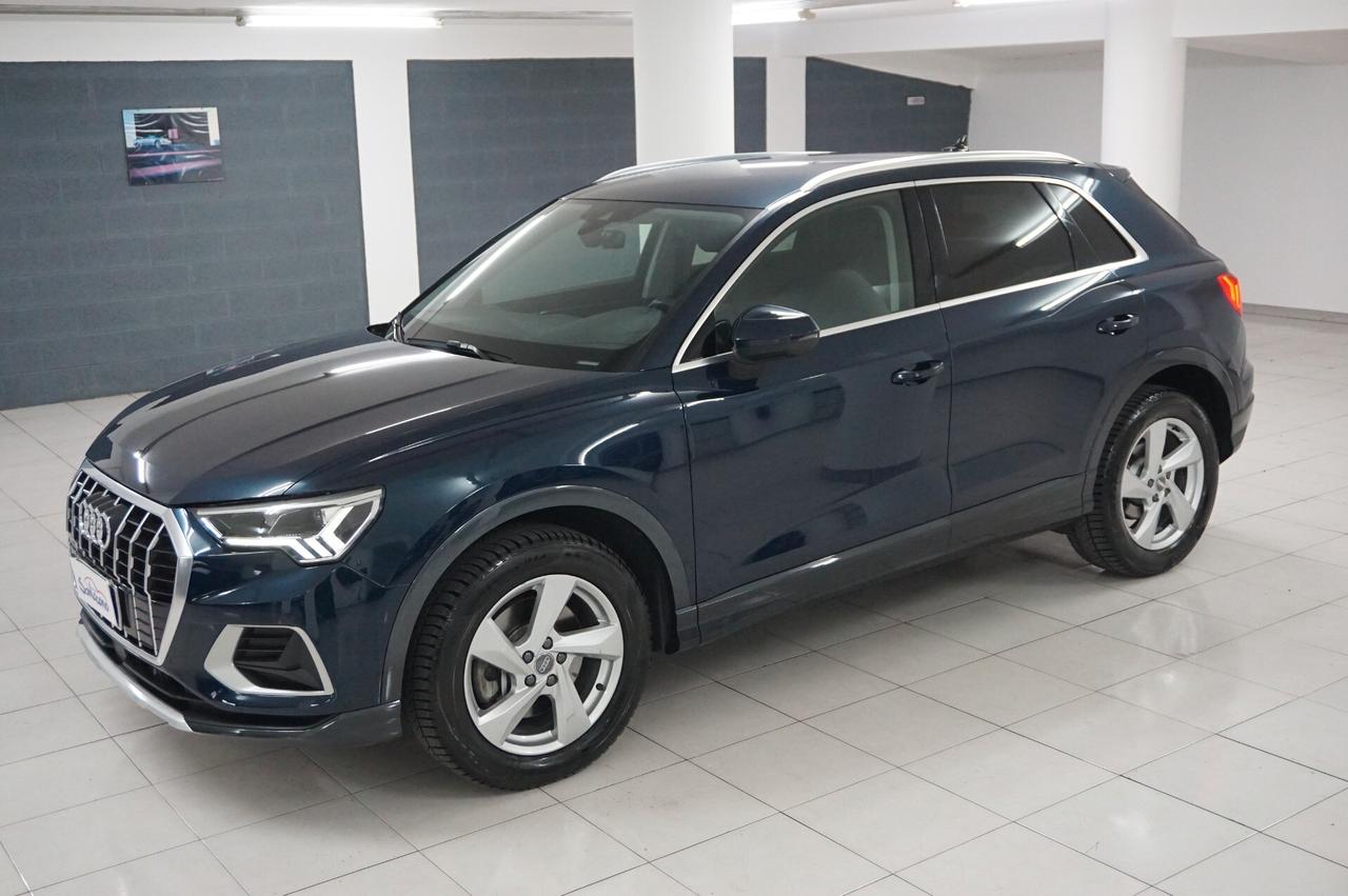 Audi Q3 40 TDI quattro S tronic Business Advanced