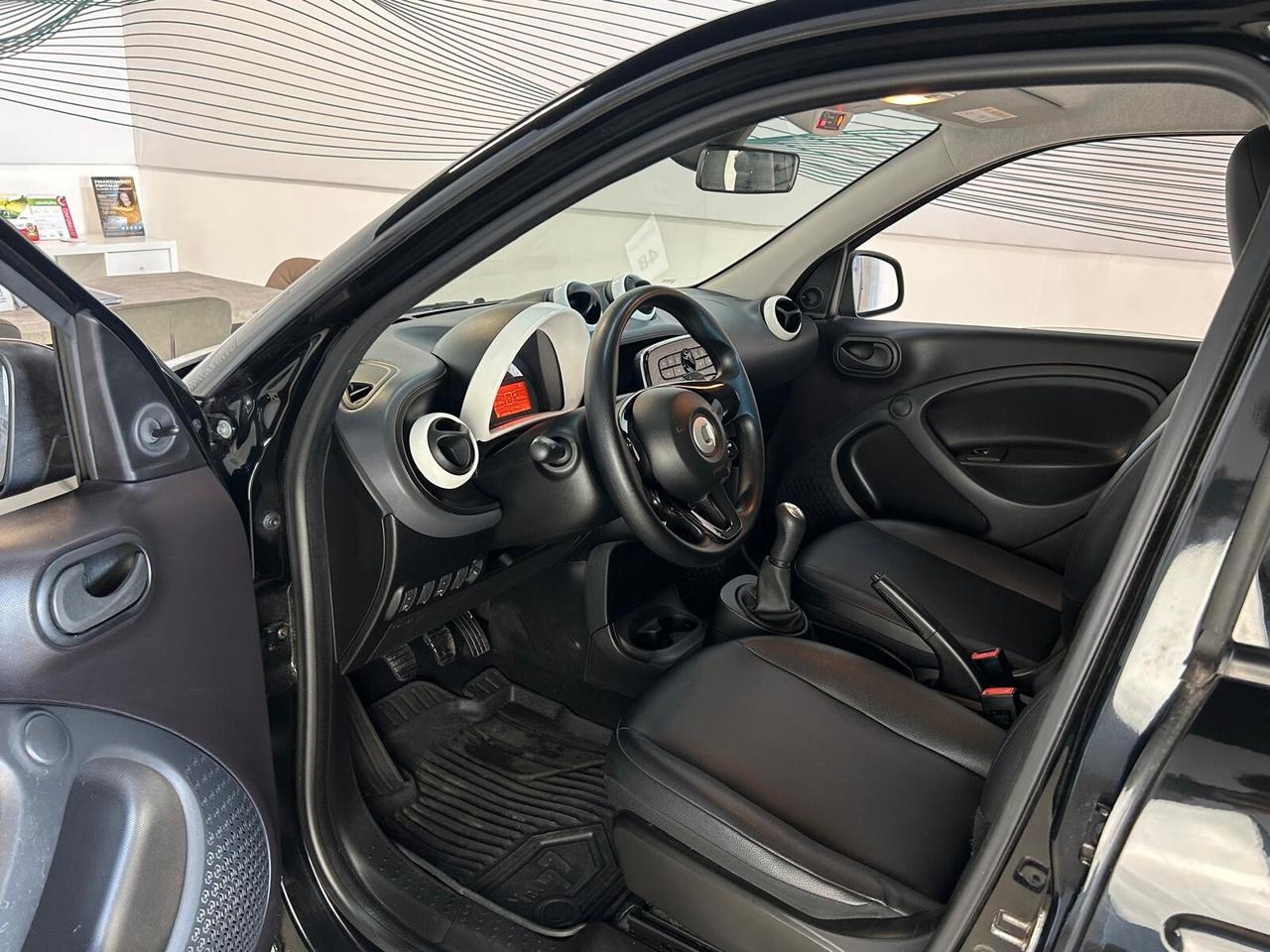 Smart ForFour 1.0 Prime tot black