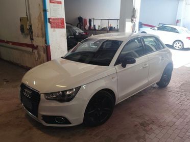 Audi A1 SPB 1.6 TDI 105 CV Attraction - MOTORE DA RIVEDERE