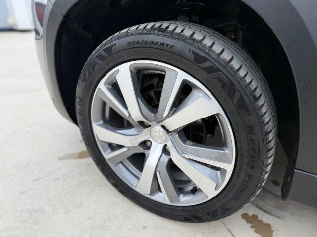 PEUGEOT 2008 BlueHDi 100 Allure GARANZIA