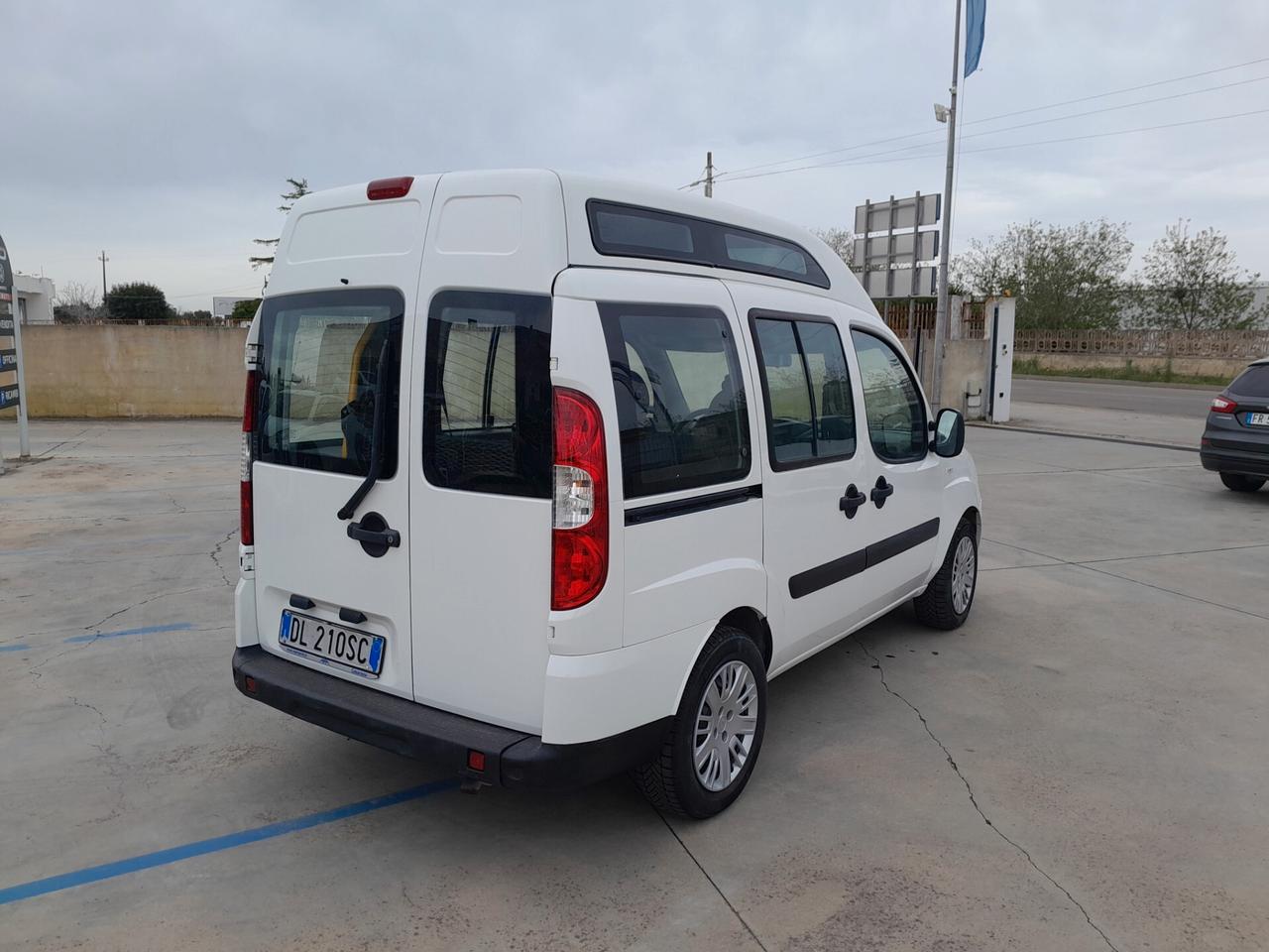 FIAT DOBLO' TRASPORTO DISABILI 1.9 JTD 120CV
