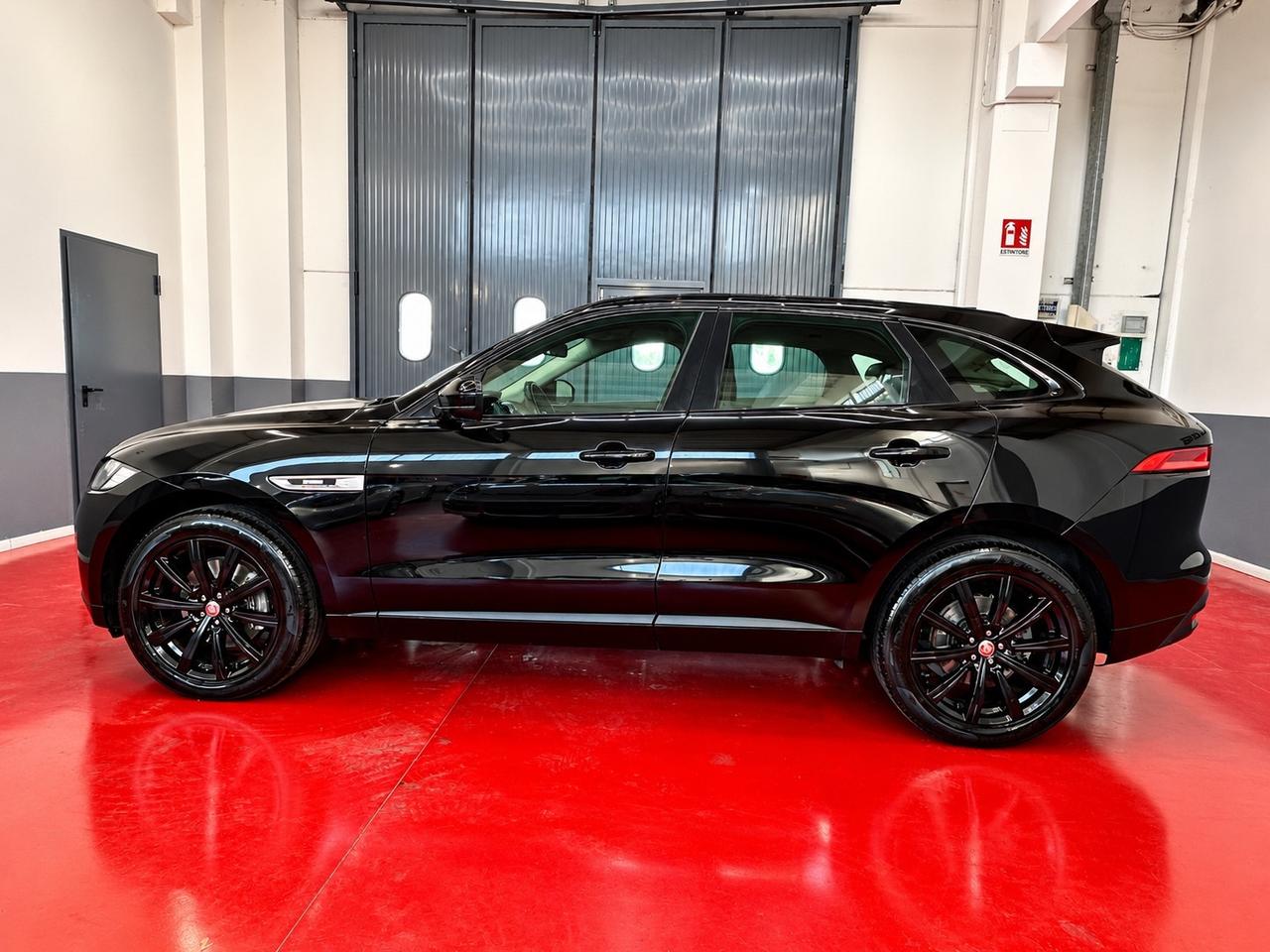 Jaguar F-Pace 3.0 D V6 300 CV AWD aut. R-Sport