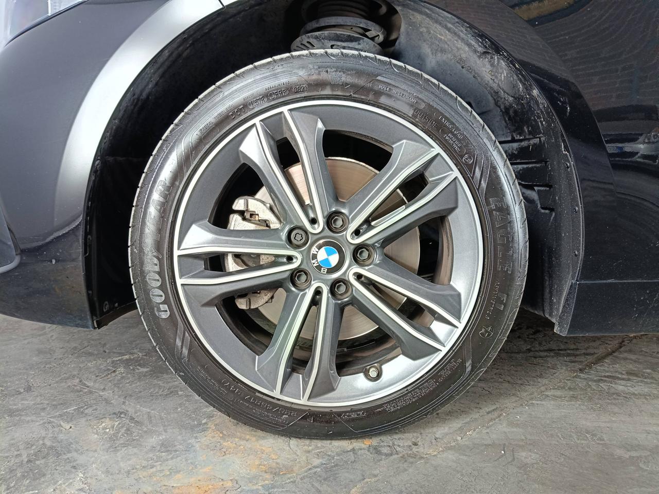 BMW Serie 1 F40 - 116d Sport auto