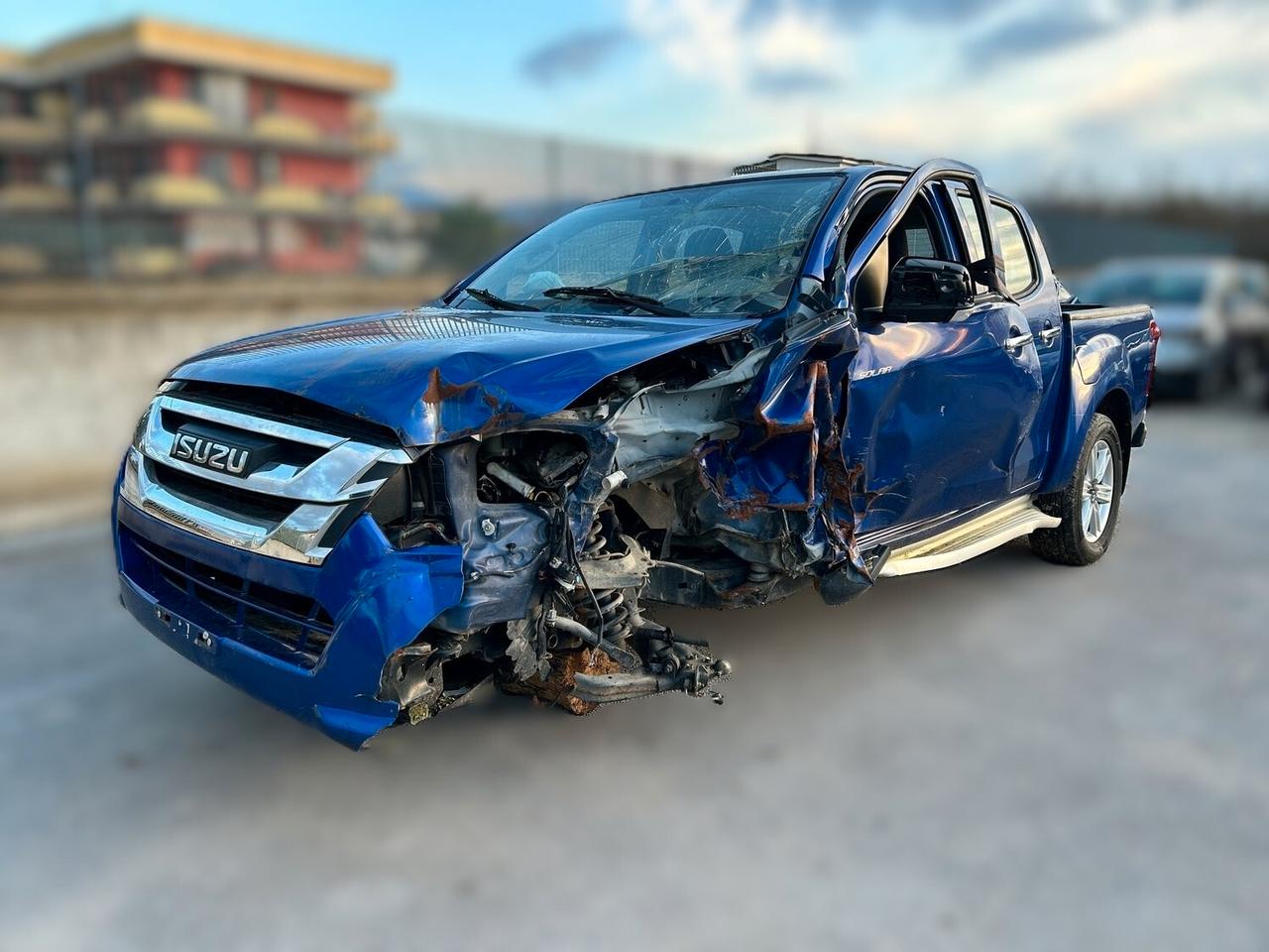 Isuzu D-Max 1.9 TD Crew Cab 4WD - 2018 Incidentata