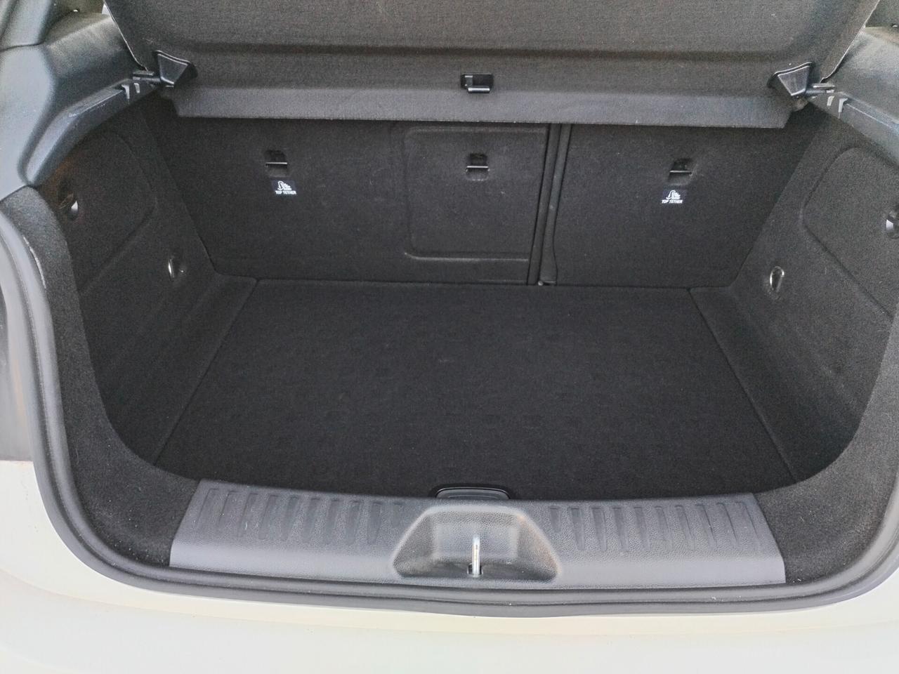 Mercedes-benz A 180 d Sport 2016
