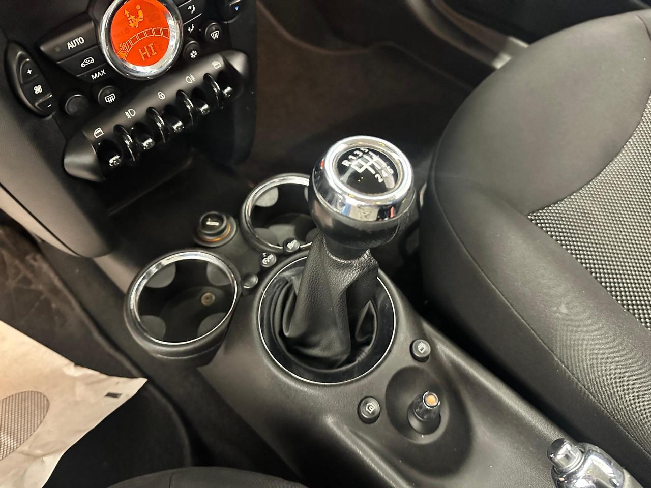 Mini Mini 1.6 One D s/clima