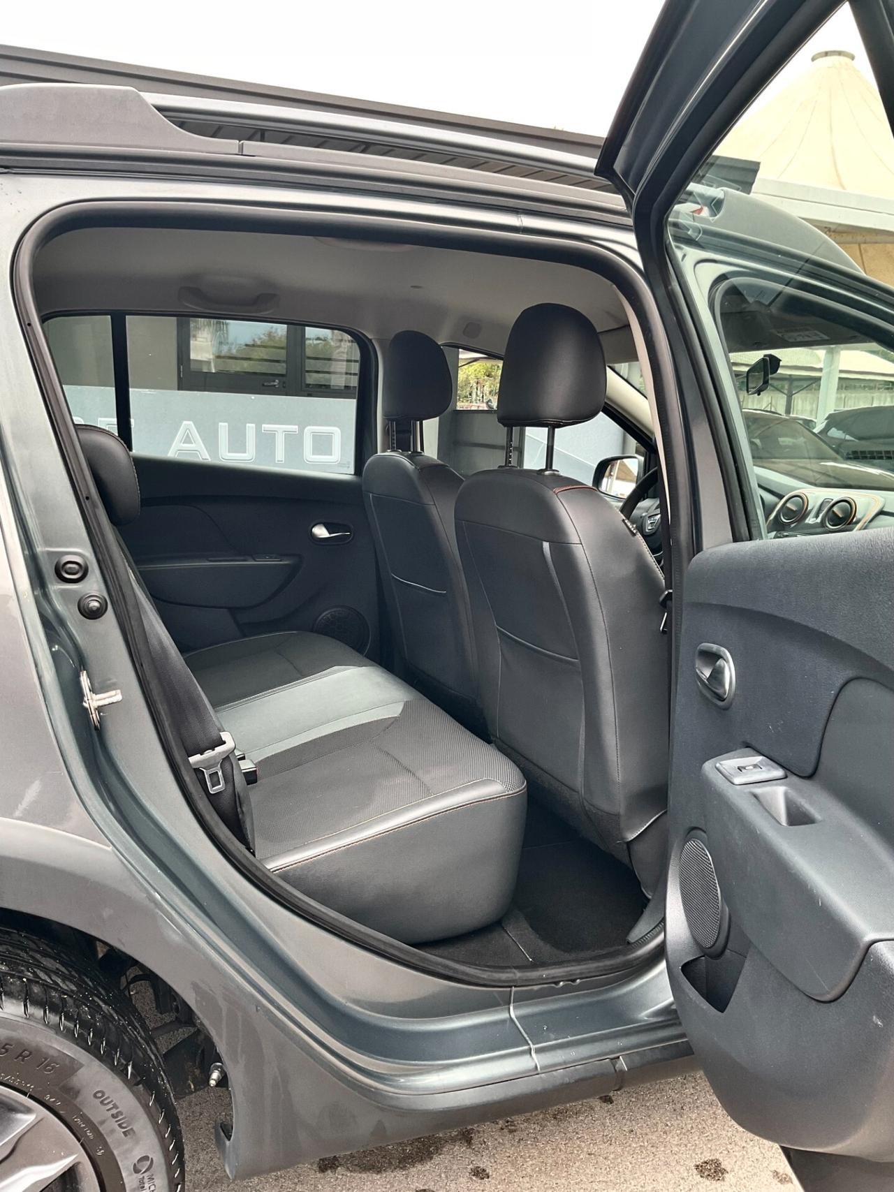 Dacia Sandero 1.5 dCi 8V 75CV Start&Stop Lauréate