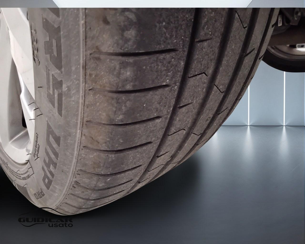 VOLKSWAGEN Tiguan II 2021 - Tiguan 2.0 tdi R-Line 150cv dsg