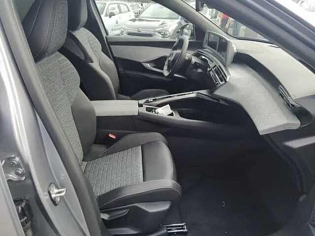 Peugeot 3008 1.2 HYBRID 145cv DCT6 ALLURE KM ZERO