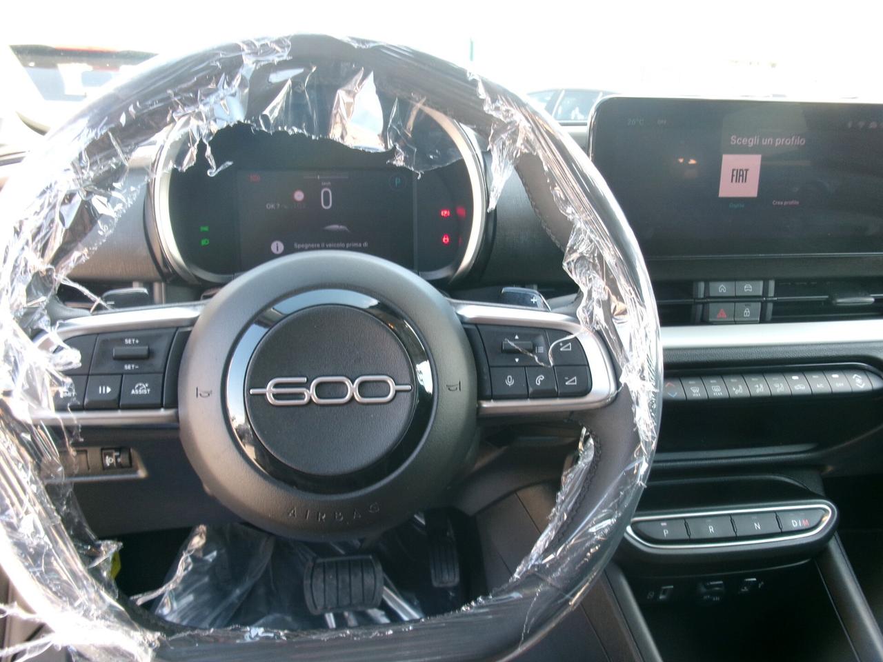 Fiat 600 1.2 HYBRID 110CV LA PRIMA 26000 KM AUTOMATICA