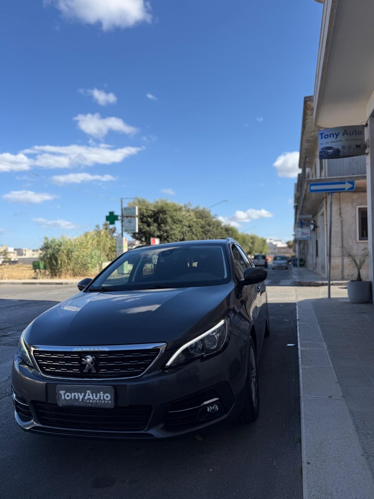 Peugeot 308 1.5 bluehdi Allure Pack CAMBIO AUTOMATICO,NAVI,TELECAMERA,FARI LED,VIRTUAL COCKPIT