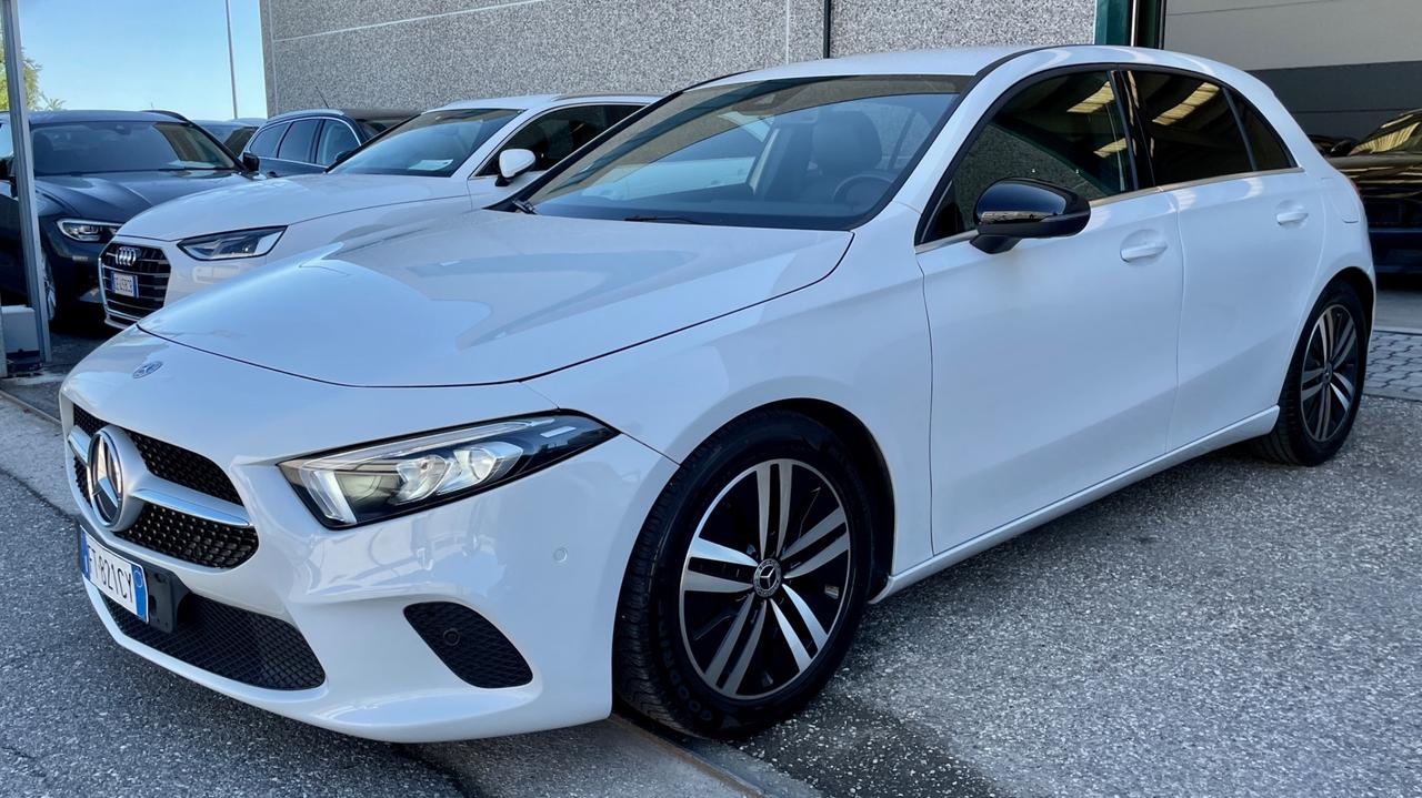 MERCEDES-BENZ CLASSE A180 1.5 116CV - FULL LED, PELLE, NEOPATENTATI