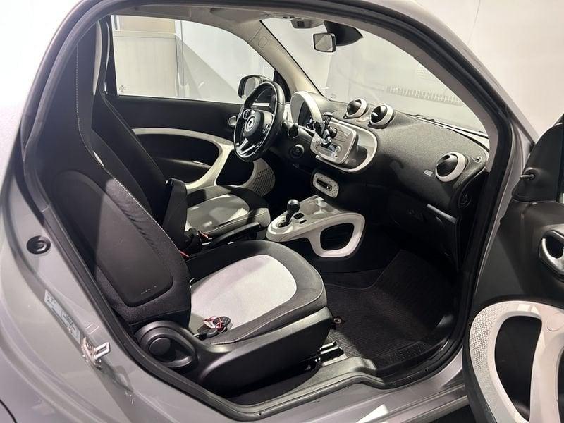 smart fortwo 70 cv 1.0 twinamic Passion