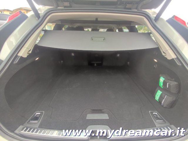VOLVO V90 Cross Country B4 (d) AWD Geartronic Business Pro