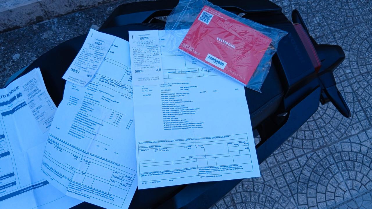 HONDA X-ADV 750 PARI AL NUOVO KM. CERTIFICATI
