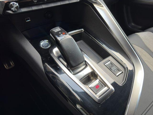 PEUGEOT 3008 1.6 Hybrid Phev 225cv e-EAT8 Allure