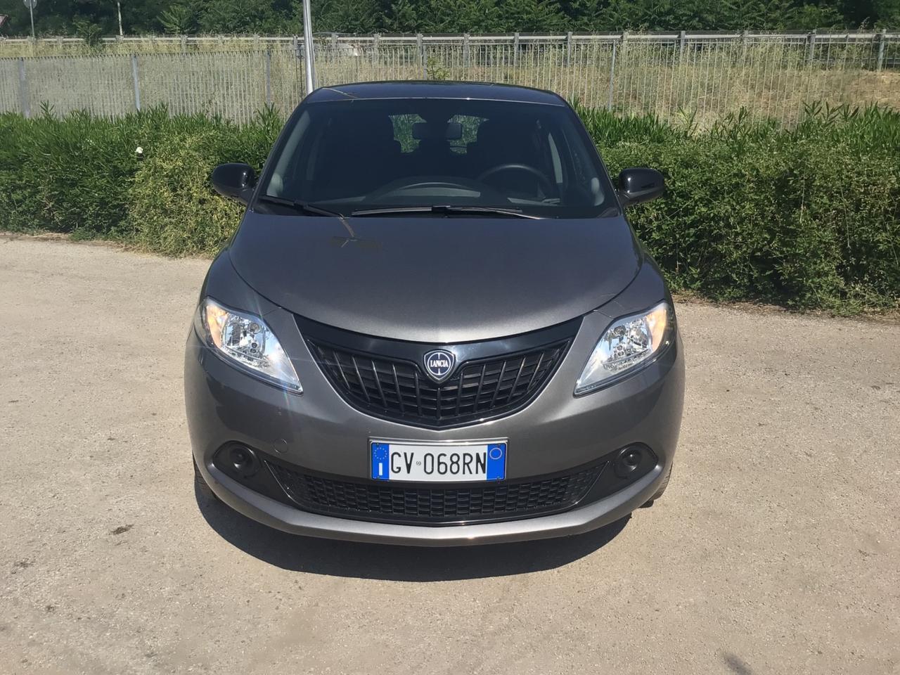 Lancia Ypsilon 1.0 FireFly 5 porte S&S Hybrid Silver Plus