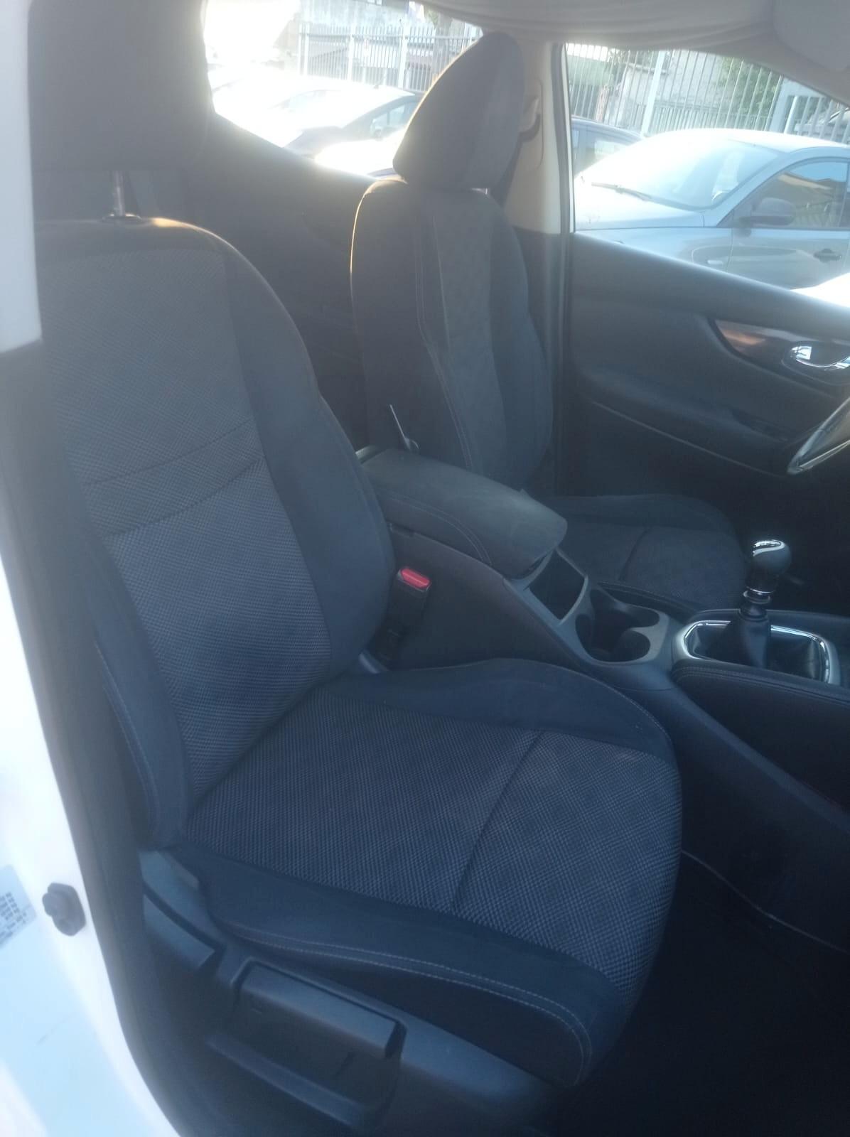 Nissan Qashqai 1.5 dCi Visia