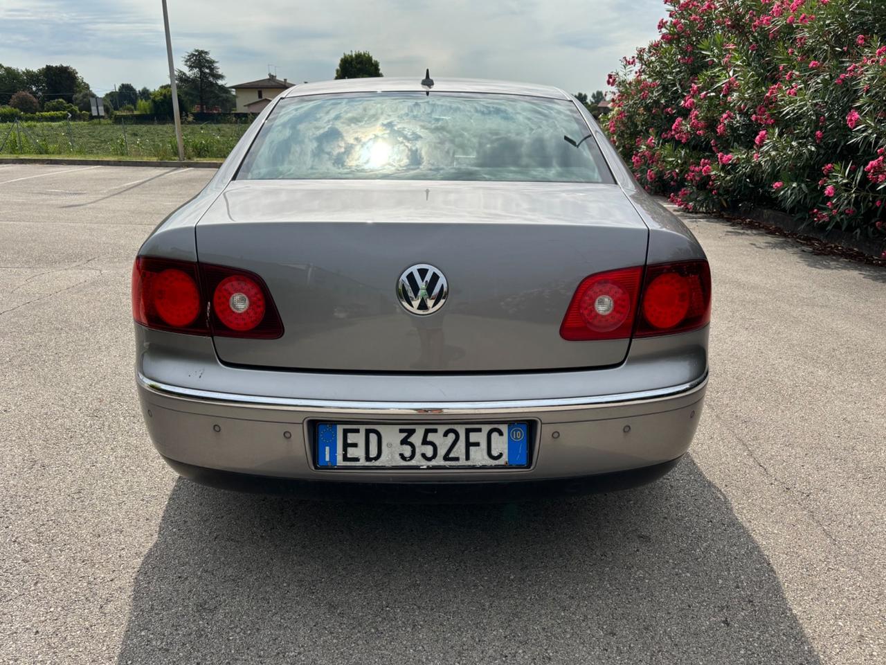 Volkswagen Phaeton 3.0/240 V6 TDI DPF 4mot. tip. 5 posti