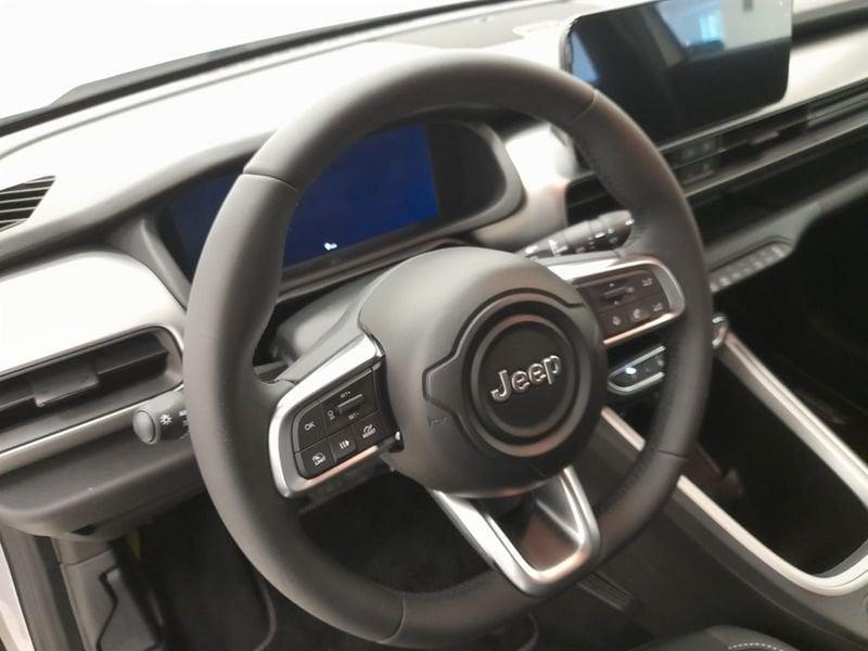 Jeep Avenger e-Hybrid 1.2 MHEV e-Hybrid Turbo Altitude