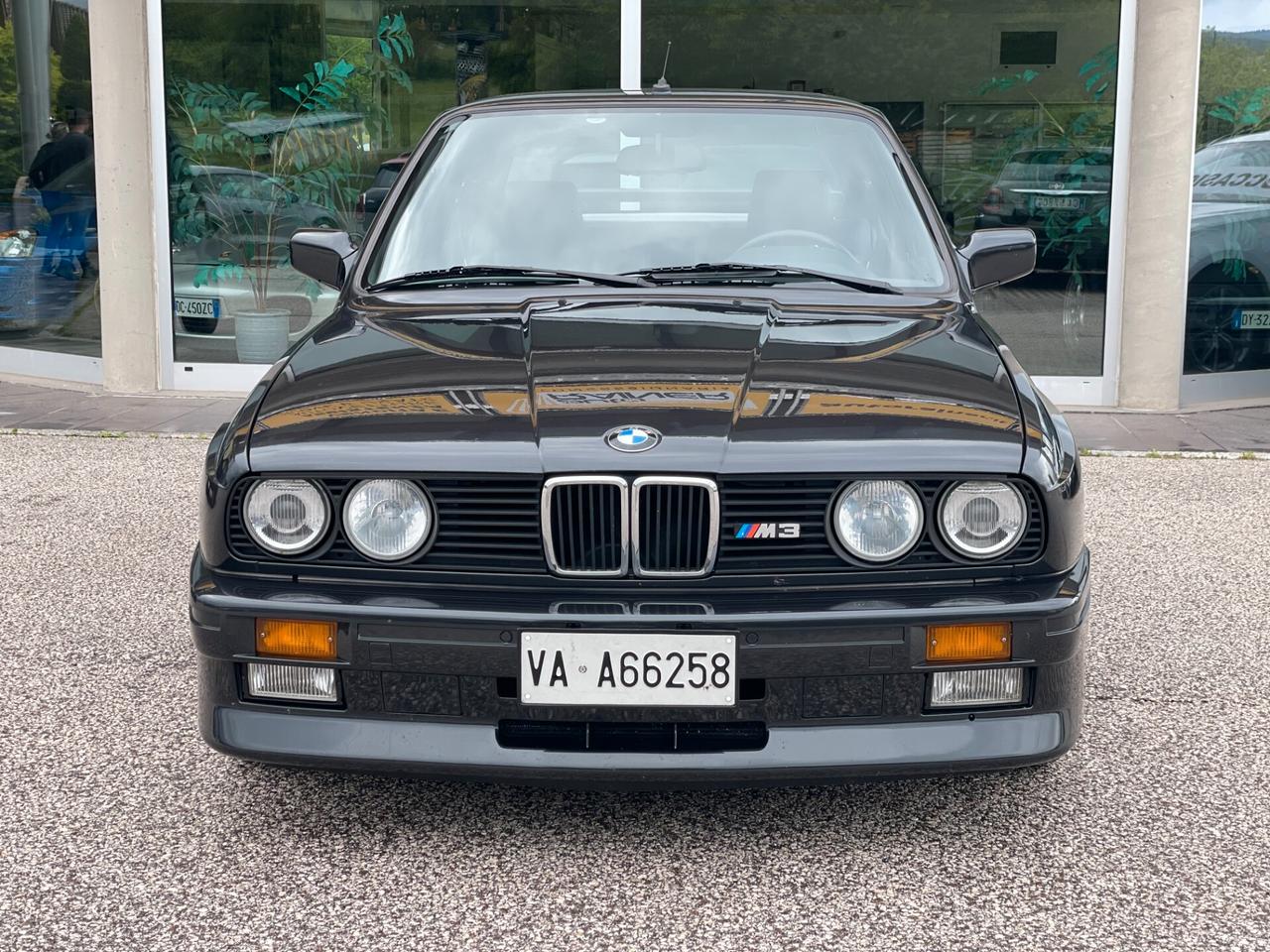 Bmw M3 2.3 E30 "SOLI 77.000 KM"